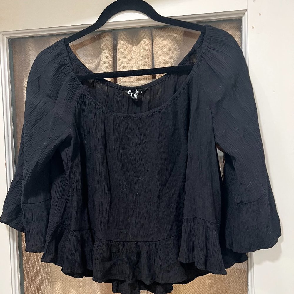 Zara Black Off-Shoulder Crop Top
